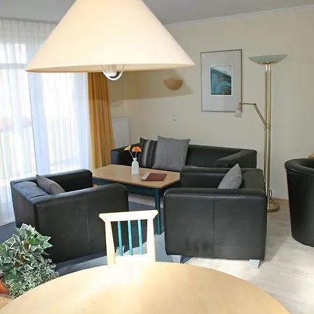Haus Rugenscher Bodden * Goehren (Ruegen)